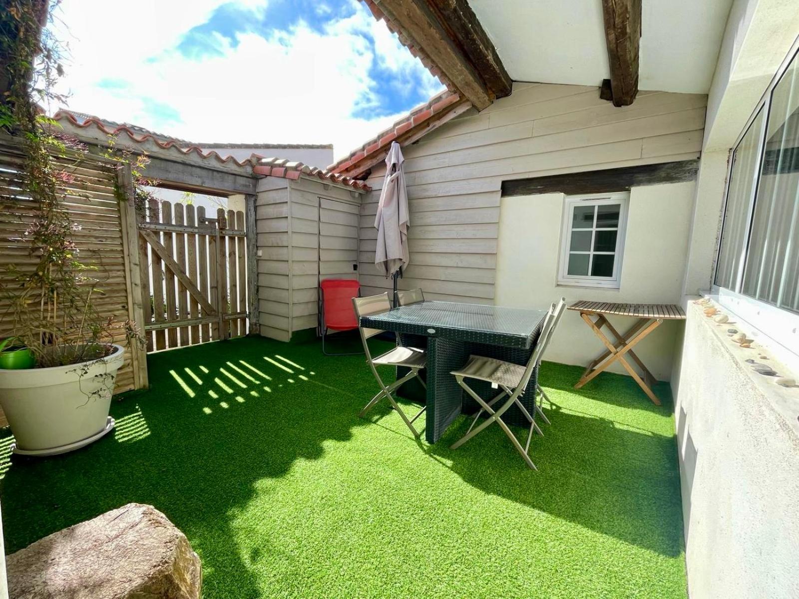Beau T3 *** Pour 2 A 4 Pers Avec Patio Privatif Apartment La Couarde-sur-Mer Ngoại thất bức ảnh